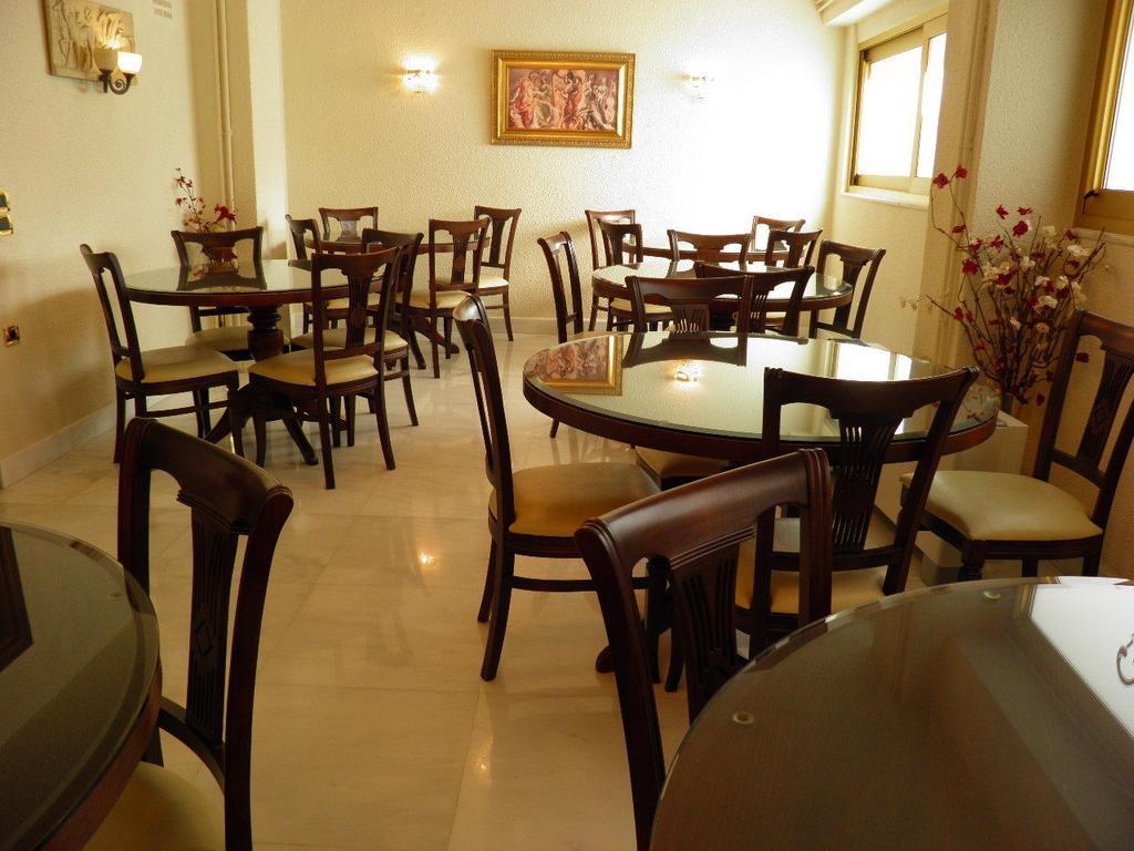 Hotel Meletiou Thebes 외부 사진